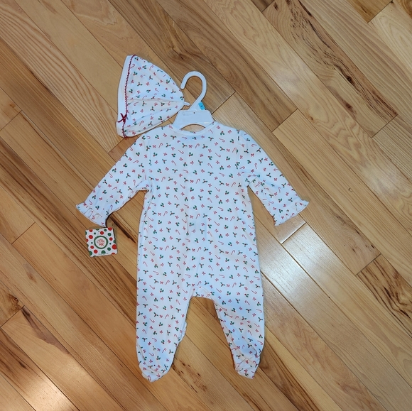 NWT Little Me Baby Christmas Candy Cane Long Sleeve Footie & Hat Size 6 Months - Picture 2 of 6